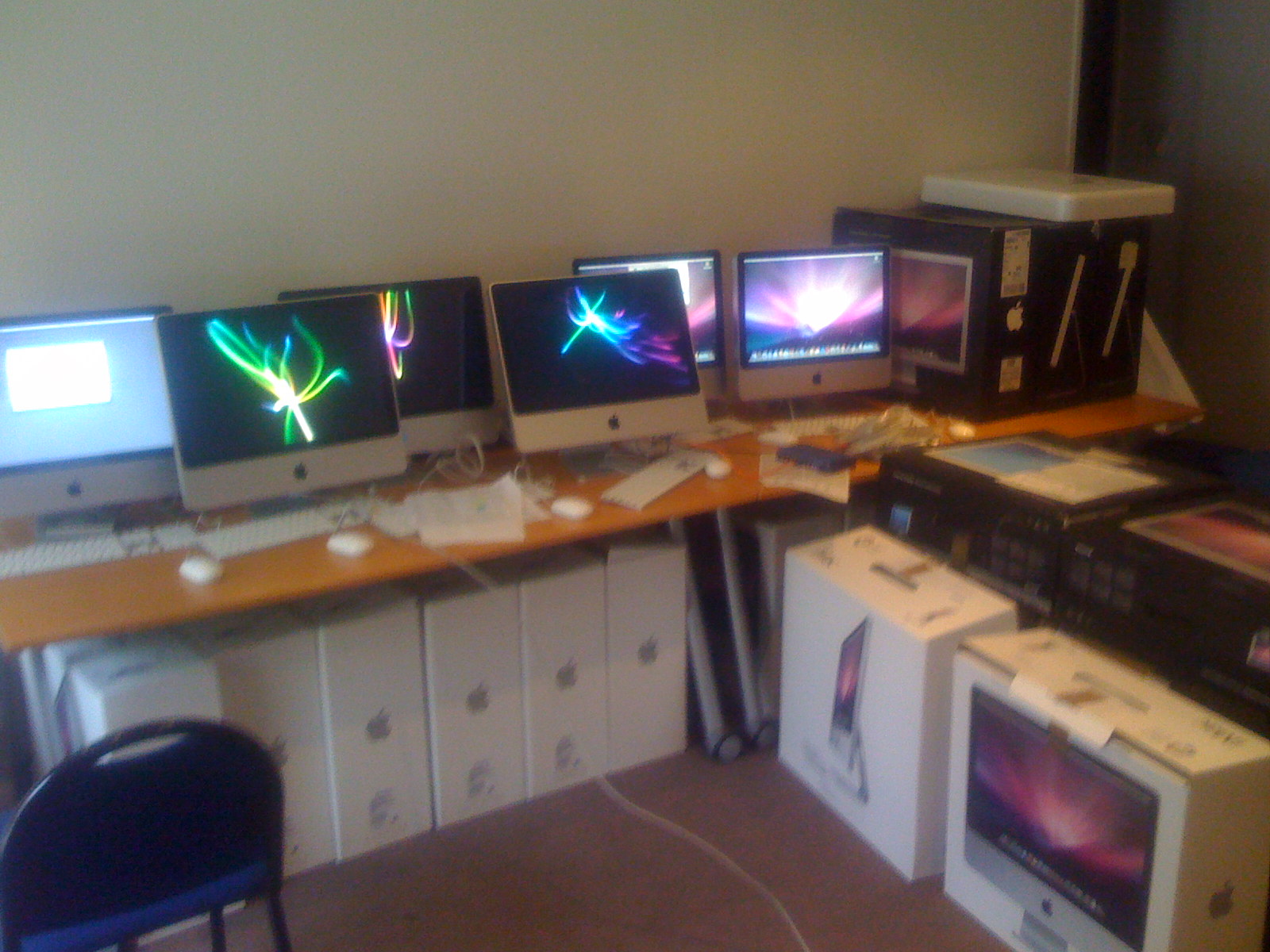 Une petite partie des Mac déployés pour Apple Expo 2008